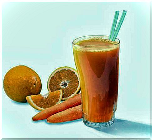 One fruit juice for weight loss that you will love is this orange and carrot juice