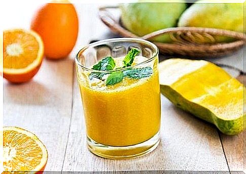 5 kinds of juice that help remove kidney stones