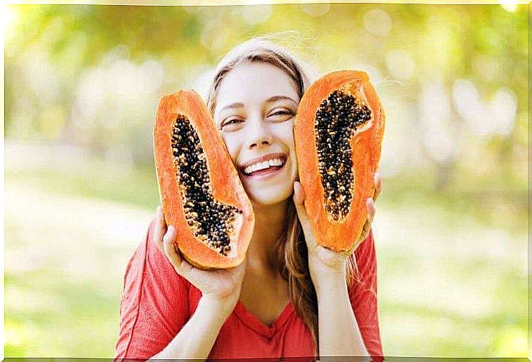 7 good reasons to eat papaya seeds