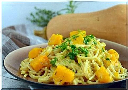 Do not miss this delicious dish with spaghetti and pumpkin