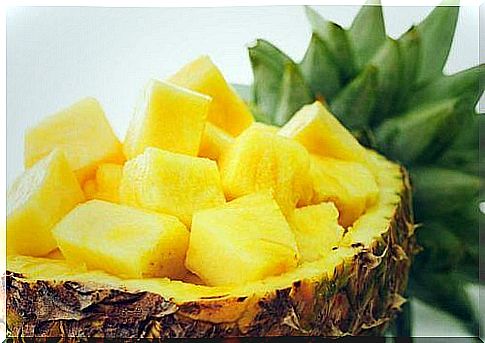 Pineapple slices