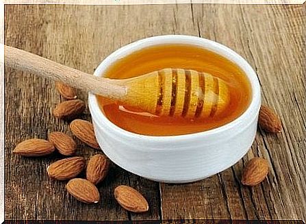 Honey and almonds