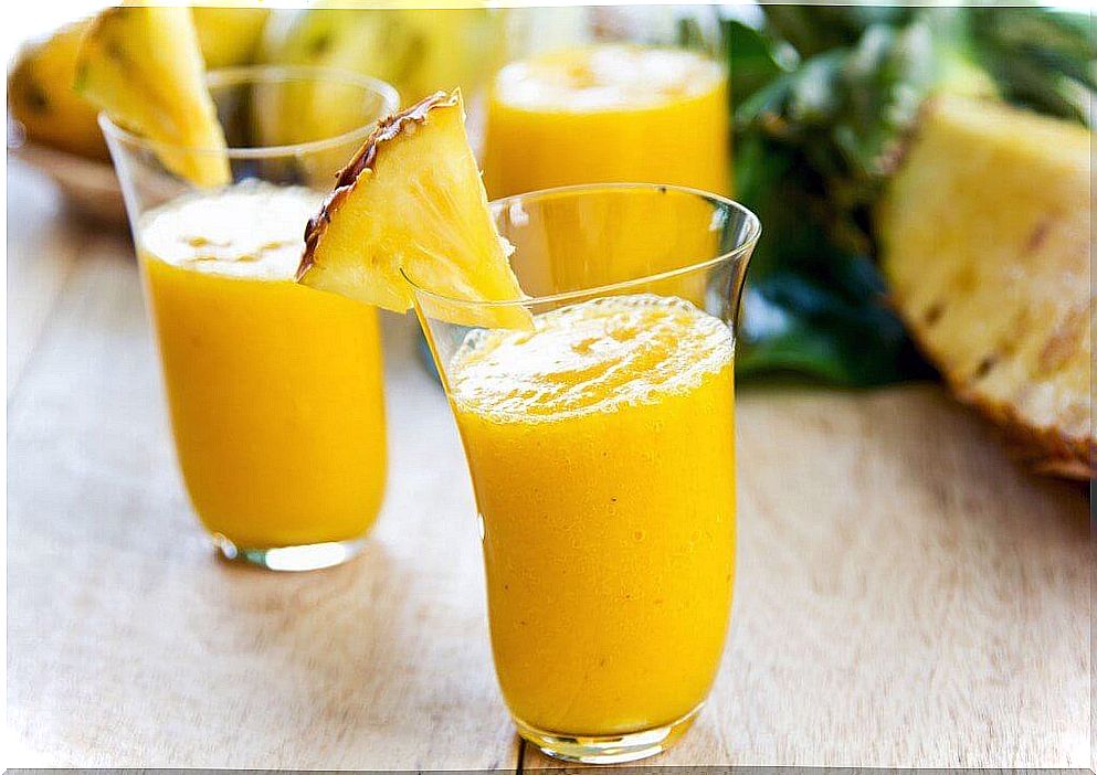 Pineapple smoothie