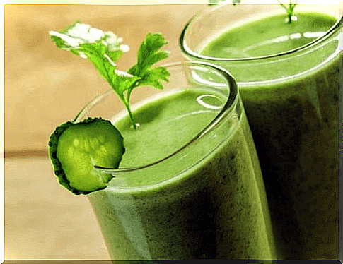 juice and cucumber in a juice to a slim waist