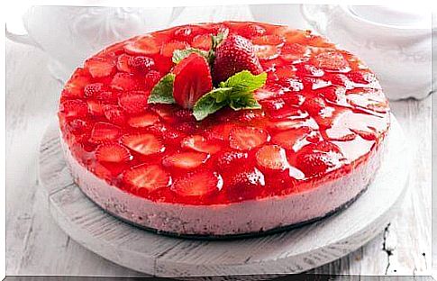 Sugar-free strawberry cake